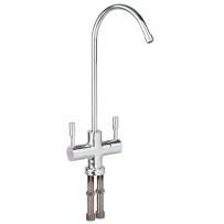 Podwójna wylewka z zaworem ceramicznym